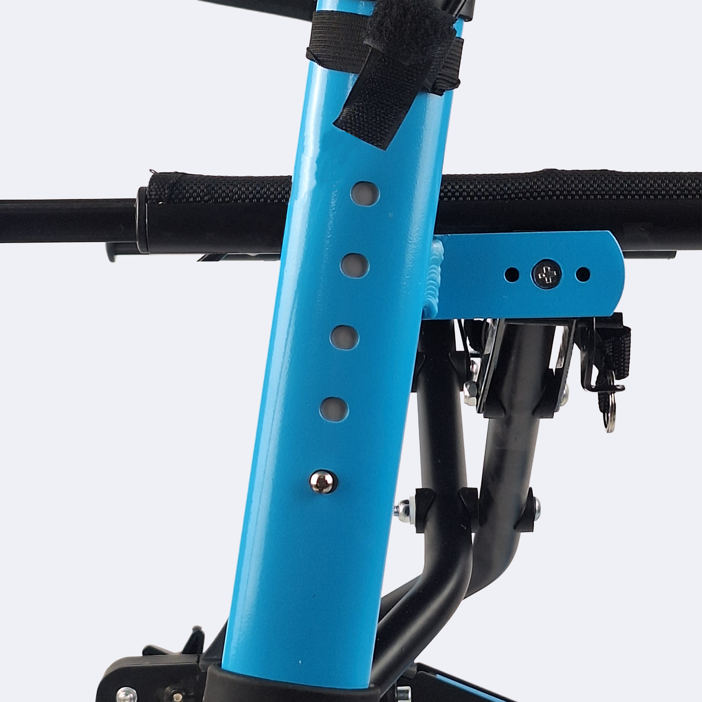 iCan R-69 Ultra Lightweight Folding Rollator